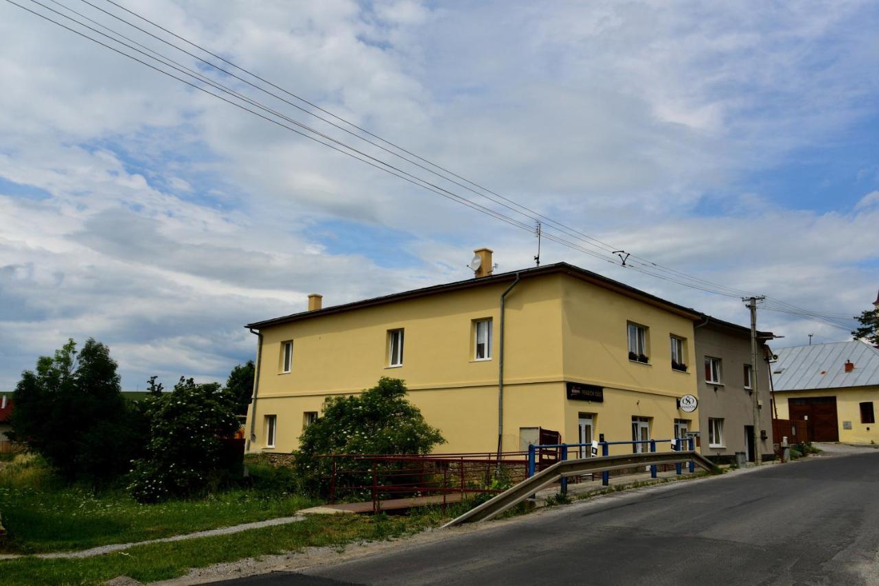 Penzion Oso Vrbov Εξωτερικό φωτογραφία